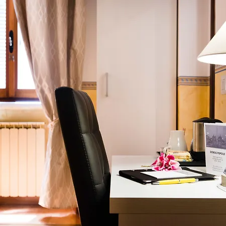 Frühstückspension Domus Popolo 4*