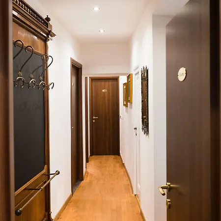 Domus Popolo Frühstückspension Rom