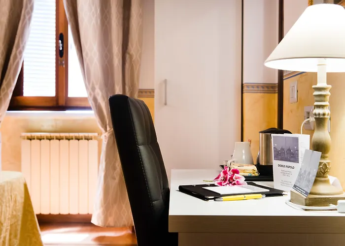 Bed & Breakfast Domus Popolo 4*