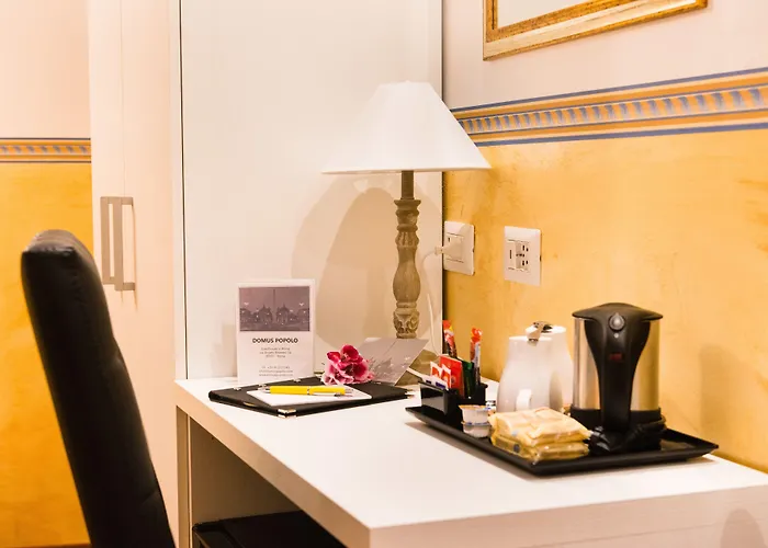 Domus Popolo Bed & Breakfast 4*