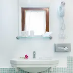 Oda ve Kahvaltı Domus Popolo 4*