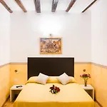 Domus Popolo Oda ve Kahvaltı Roma